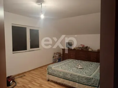 Vilă 4 camere cu garaj dublu, teren 500 mp, Albota – zonă centrală - foto 7