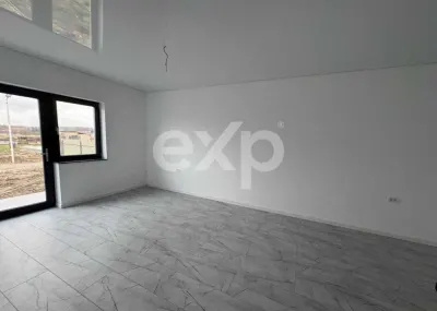OCAZIE DE NERATAT! APARTAMENT IN VILA! curte si intrare privata! - foto 3