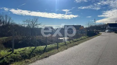 Refugiu la țară: casă cu 2 camere și teren de aproape 4.000 mp, Cocu - foto 3