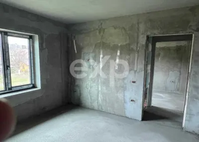 Case 4 camere + mansardă | 130 mp utili | teren 460 mp | Curtea de Argeș - foto 4