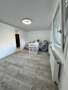 Apartament 2 camere,Parter ,Allea Grivita,Micro 8 - foto 3