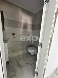Apartament cu 2 camere ,Micro 8 ,Aleea Grivita - foto 5