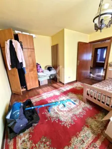 Casa de vanzare S+P+M , Teiș – la 5 minute de Târgoviște - foto 9