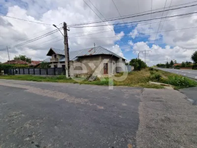 Casă de vânzare în Mircea Vodă + teren 1600 mp - foto 20