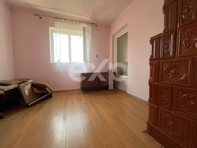 Casă cu 3 camere și teren 1.140 mp toate utilitățile, anexe și acces stradal - foto 11