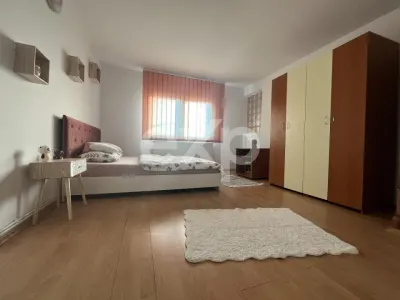 Casă P+M cu vedere spre pădure și teren de 866 mp in Magura Hulubesti - foto 7