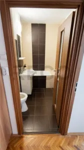 RECO Apartament 2 camere â€“ renovat modern, etaj 1/6 - foto 5