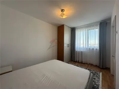 Inchiriere  Apartament cu 3 camere Podu Ros - foto 8