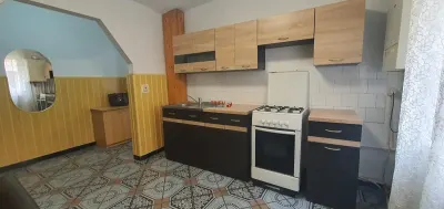 Apartament de inchiriat 2 camere Cetate cu loc parcare!! - foto 4