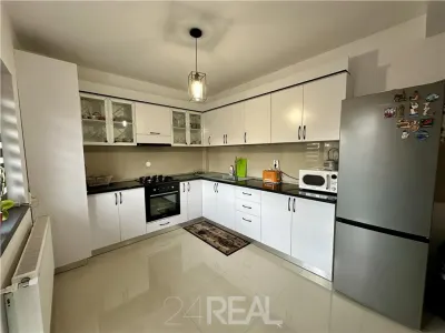 Casa de vannzare Bragadiru -Triplex 116 mp + curte proprie 105 mp - foto 10