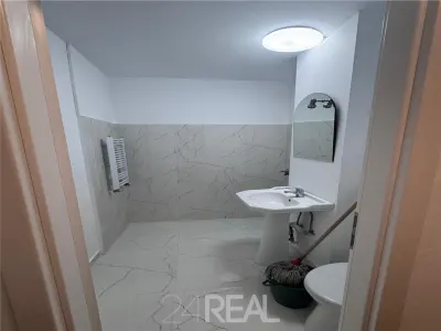 Apartament parter zona Tineretului - pretabil birou - foto 7
