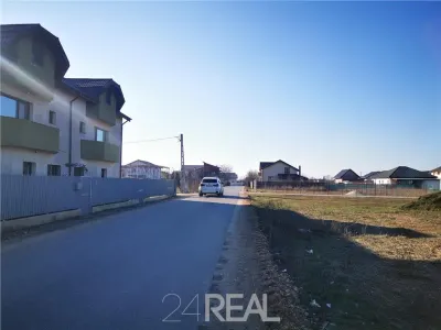 Loturi de vanzare 470 mp comuna Berceni - drum asfaltat, utilitati - foto 6