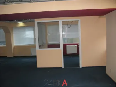 Spatii pentru birouri in parc industrial de la 200 mp inchiriabili - foto 14