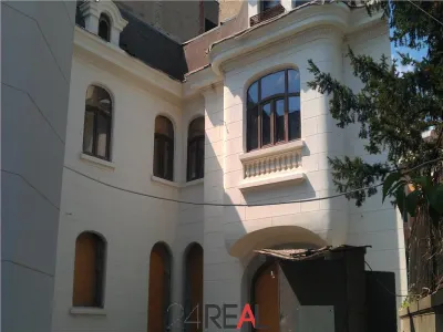 Vila interbelica - in curs de renovare - foto 2
