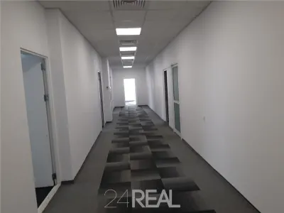 Spatiu pentru birou - 124 mp - ultimul spatiu disponibil - foto 8
