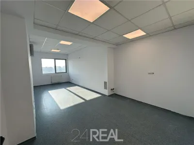 Birouri de inchiriat in cladirea Tati Center - foto 14