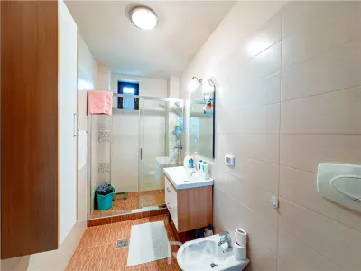 Unirii | P-ta Alba Iulia | pentru birouri - clinica - gradinita - foto 16