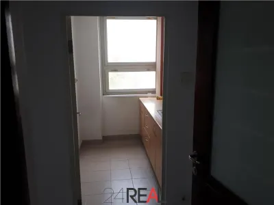 Spatii de inchiriat pentru birou, 150 mp + Terasa 70 mp - foto 2