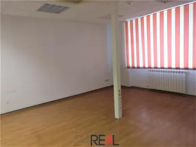 Spatii de inchiriat pentru birou, 150 mp + Terasa 70 mp - foto 7