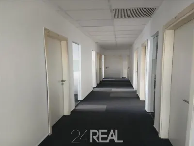 Spatii birouri in Business Hub - foto 21