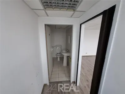 Inchiriere spatiu Dr Felix Piata Victoriei - foto 3