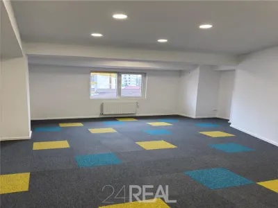 Spatiu de birou de inchiriat - zona Vitan - foto 2