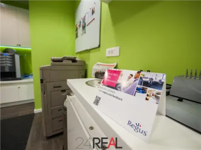 Birouri de inchiriat - servicii incluse - aproape de Marriott - foto 3