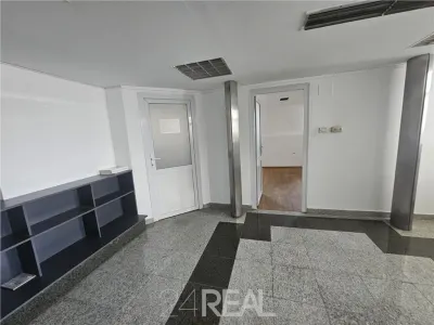 Inchiriere spatiu depozitare/showroom - foto 10