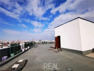 Apartament de vanzare in zona Dacia - Bucuresti