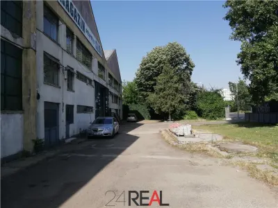 Hala si birouri 5000 mp langa Cora Pantelimon - foto 2