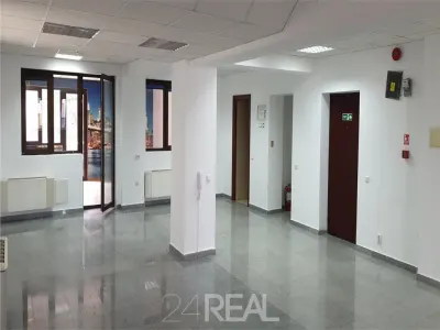 Vanzare cladire birouri zona Domenii - foto 2