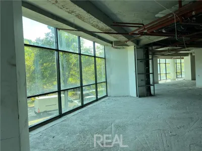 Vanzare Spatiu comercial stradal - Parter si Mezanin - 900 mp - foto 11