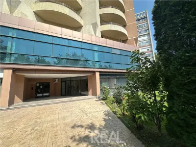 Vanzare Spatii - clinica, comercial, showroom, birouri - foto 3