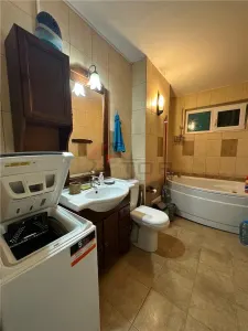 Inchiriere Apartament 4 camere Decomandat Centru- Palas - foto 5