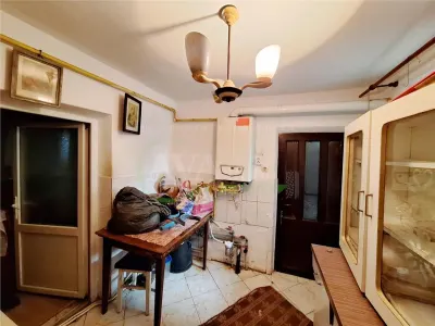 Casa batraneasca cu 3 camere, 350 mp teren – Zona CFR | Garaj, beci - foto 11