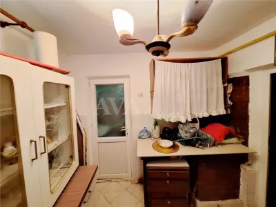 Casa batraneasca cu 3 camere, 350 mp teren – Zona CFR | Garaj, beci - foto 12