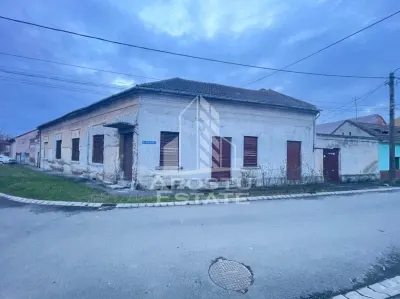 Casa individuala - zona Dragasani - Arad