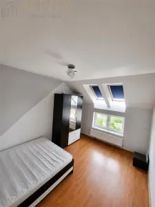 De vanzare apartament 3 camere, 2 bai, loc de parcare si boxa - Bistrita, BN - foto 6