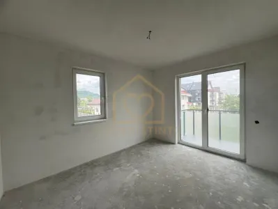 Apartament cu 3 camere in Livada semifinisat - foto 11