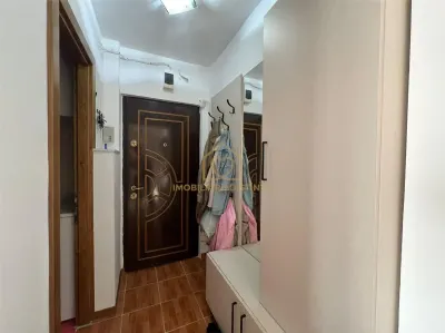 Apartament 2 camere Zona Semiluna - foto 2