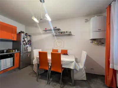 Casa cu 5 ari teren zona ultracentrala - foto 11