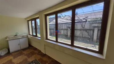 VANDUTA !!! Casa in Onesti din caramida cu acte la zi , 58000 euro - foto 17