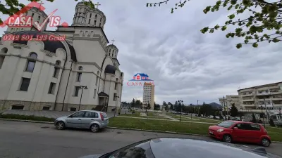Plata in termen de 1 an , Onesti  zona catedralei - foto 9