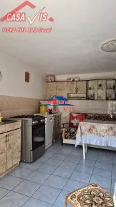 Trei case in aceeasi curte in comuna Bogdnesti - foto 4