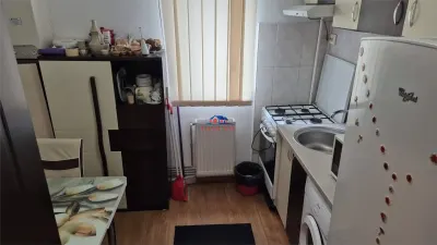 VANDUT !!! Apartament 2 camere in Onesti etajul 2 langa primarie la cheie - foto 9