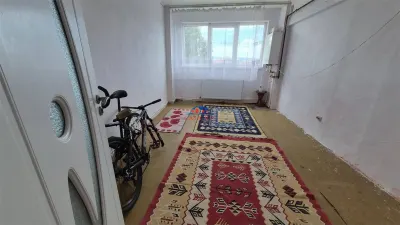 Garsoniera de vanzare in Onesti, zona de jos. 13.500 euro. - foto 2