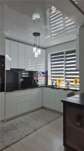 Apartament 3 camere in Onesti langa primaria Onesti, totul nou - foto 12