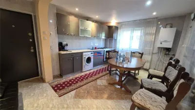 VANDUT !!! Apartament 2 camere in Onesti parter, zona de sus, blocuri noi - foto 12
