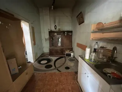 Casa caramida 85mp Centru , 178mp teren cu 14m la strada, gaze canalizare apa - foto 6