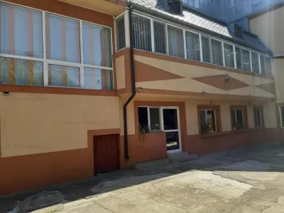 480mp utili Vila 6cam P+1+M,  Lacu Sarat, 2300mp teren - Lacu Sarat
